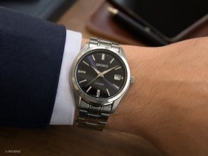 SUR373P1 Seiko Mens Titanium Blue Sapphire 40mm