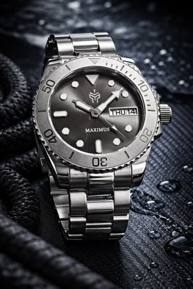 Spartos Maximus Sapphire Gunmetal Sunray 40mm